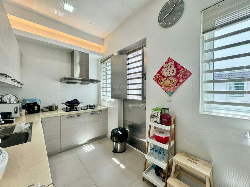 For Rent - 2 PERMAI | MOVE IN CONDITION | GATED GUARDED