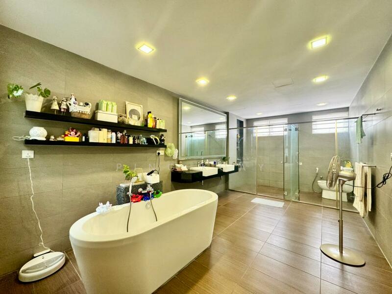 For Rent - 2 PERMAI | MOVE IN CONDITION | GATED GUARDED