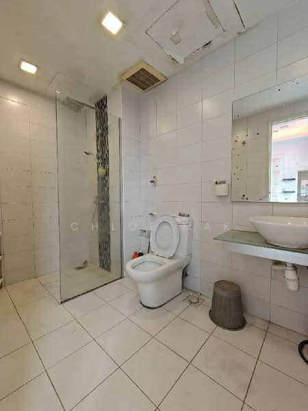 Pangsapuri untuk Disewa di Greenfield Regency - Chloe Mak - Bathroom - PropertyGuru.com.my