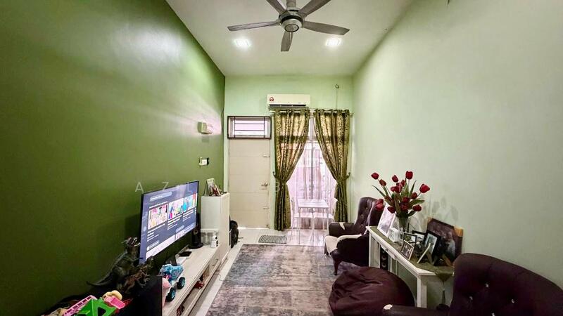 1-storey Terraced House for Sale in Bandar Saujana Putra (Tanjong Duabelas) - Azli Ibrahim - PropertyGuru.com.my