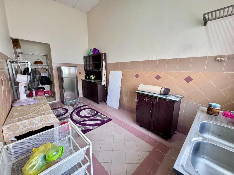 Untuk Dijual - Antara Gapi Serendah