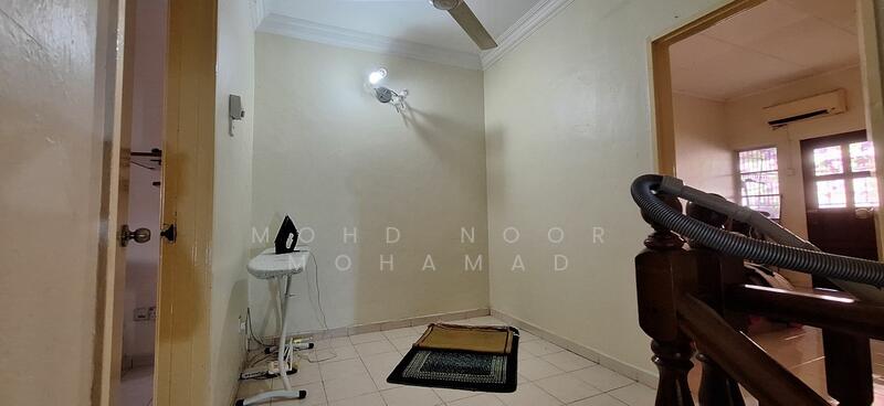 For Sale - 2-storey Terrace House at Seksyen 7