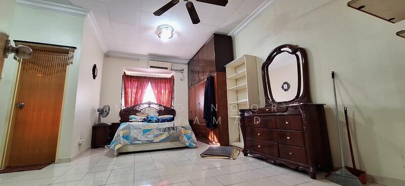 For Sale - 2-storey Terrace House at Seksyen 7