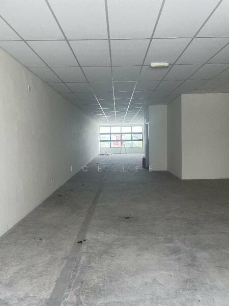 For Sale - Seksyen 32 Shah Alam 3 storey shop,berjaya park for sale