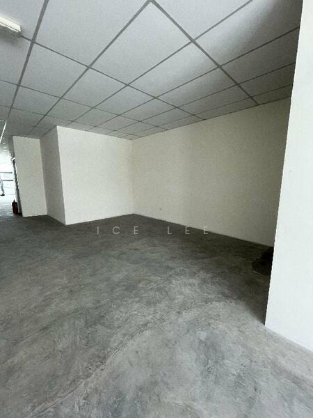For Sale - Seksyen 32 Shah Alam 3 storey shop,berjaya park for sale
