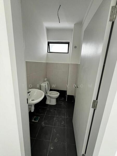 For Rent - Desa cemerlang factory