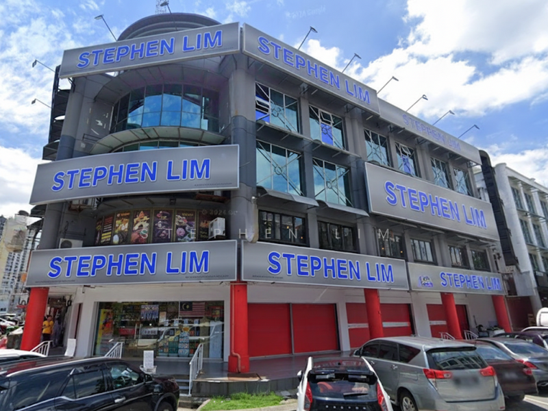 Untuk Disewa - Facing PFCC, Superb Visibility, Free Advertising Bandar Puteri Puchong Puchong Jaya