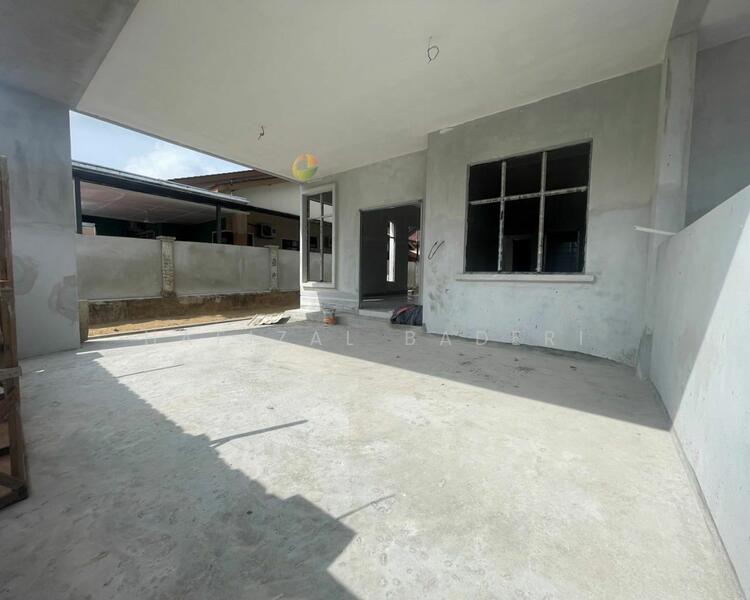 For Sale - Semi-Detached House at Bandar Indera Mahkota