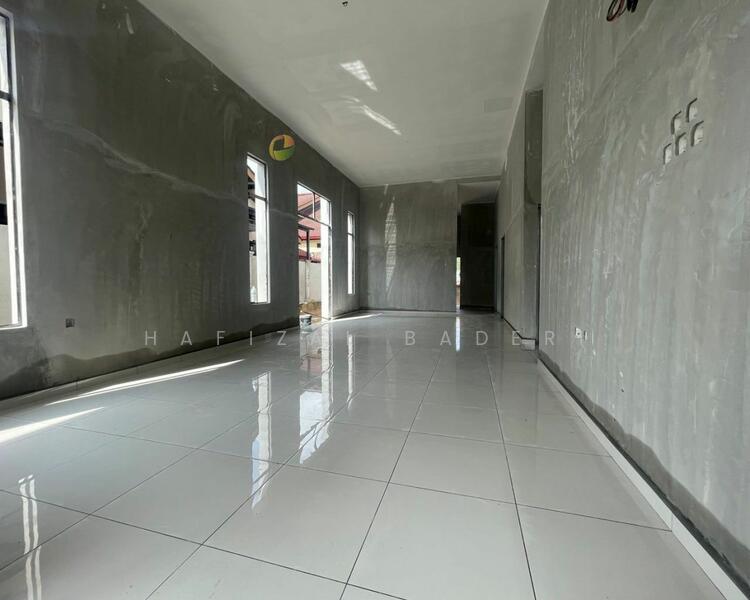 For Sale - Semi-Detached House at Bandar Indera Mahkota