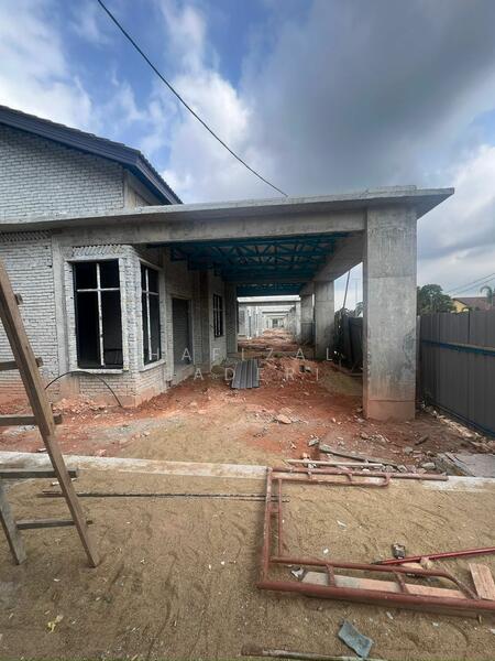 For Sale - Semi-Detached House at Bandar Indera Mahkota