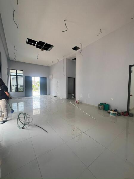 For Sale - Semi-Detached House at Bandar Indera Mahkota