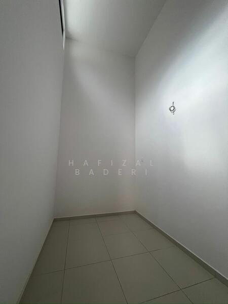 For Sale - Semi-Detached House at Bandar Indera Mahkota