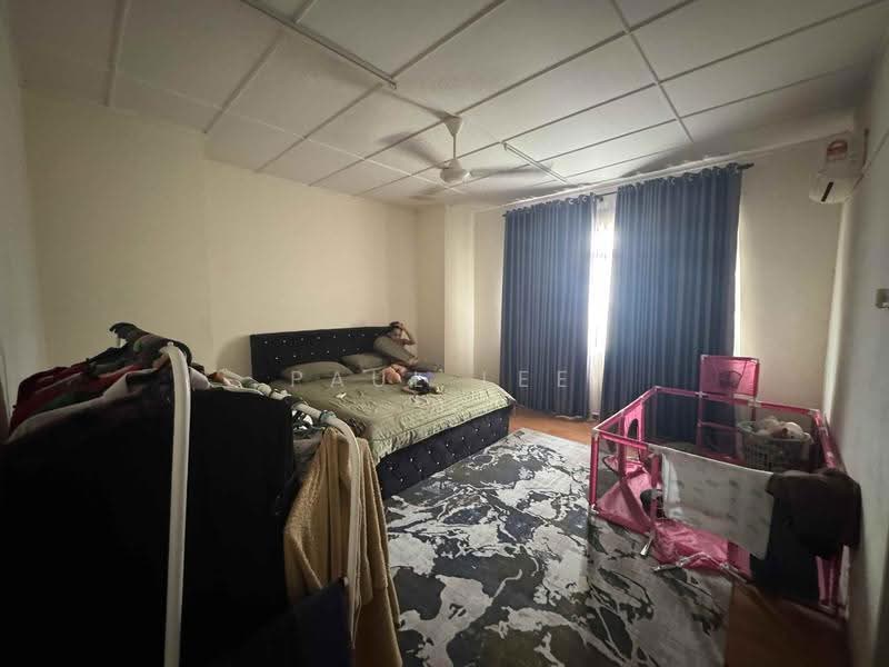 Rumah Berkembar untuk Dijual di Taman Mutiara Indah (Puchong) - Paul Lee - Bedroom - PropertyGuru.com.my