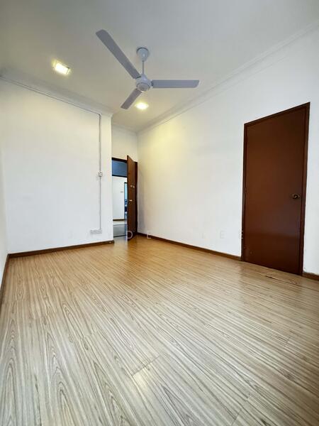 Untuk Dijual - Jalan Nuri Puchong Jaya