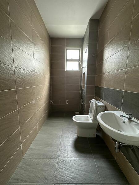 For Sale - Lagenda Putra