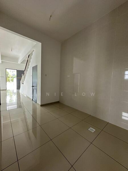 For Sale - Lagenda Putra