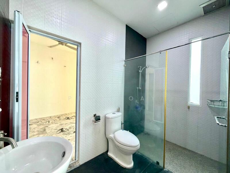 Untuk Disewa - 1 STY SEMI-D RENOVATED | 4400SF | at HILLSIDE