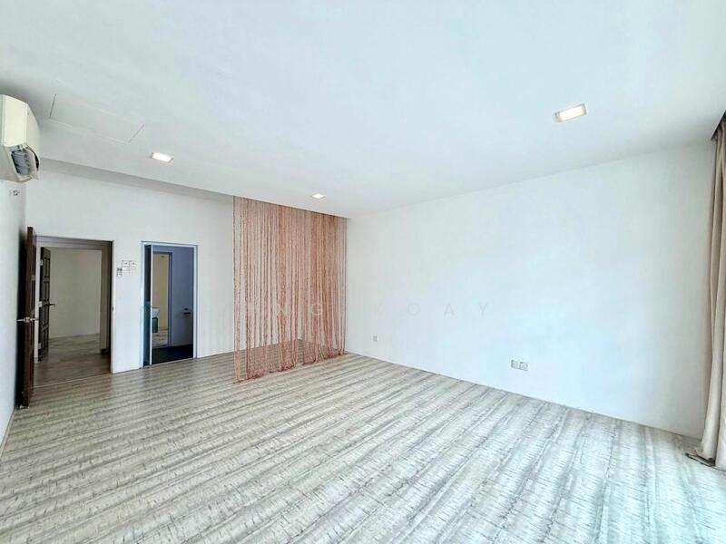 Untuk Disewa - 1 STY SEMI-D RENOVATED | 4400SF | at HILLSIDE