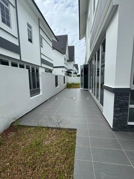Semi-Detached House for Sale in Johor Bahru (Johor) - Allan Lam - PropertyGuru.com.my