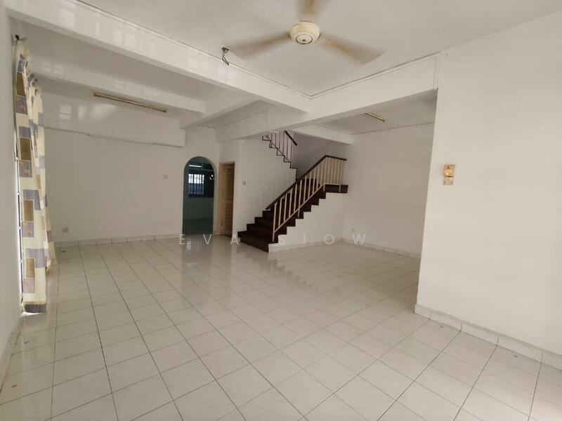 For Sale - Taman Nusa Perintis