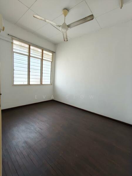 For Sale - Taman Nusa Perintis