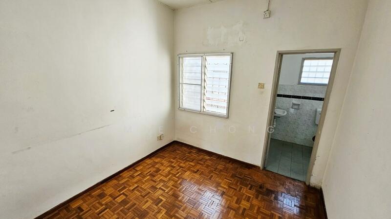 Untuk Dijual - Bercham Pakatan Jaya Double Storey Intermediate Corner For Sale