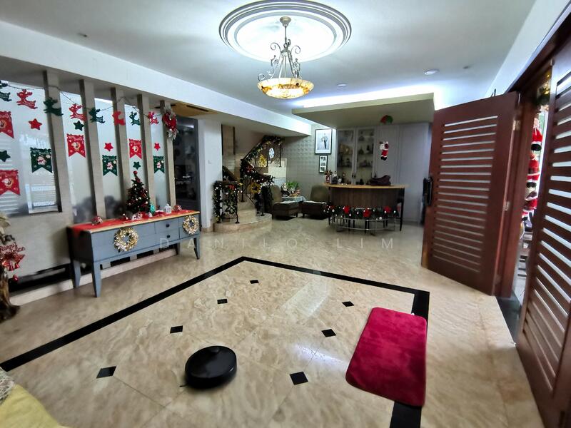 For Sale - Danau Mas