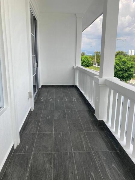 For Sale - 2-storey Terrace House at Eco Majestic