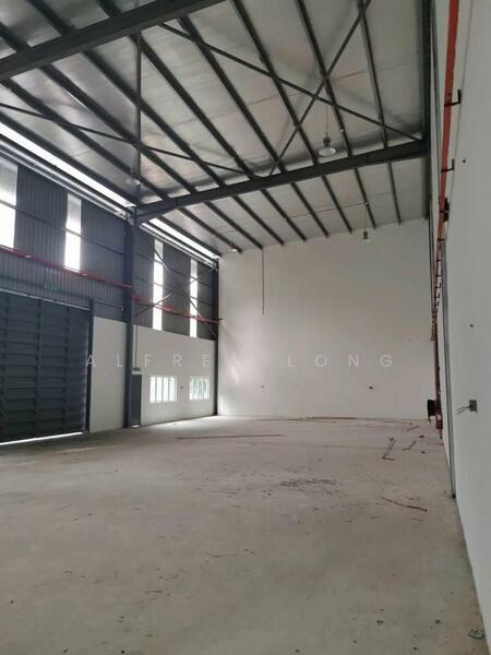 Semi-D Factory for Sale in Serdang (Seri Kembangan) - Alfred Long - PropertyGuru.com.my