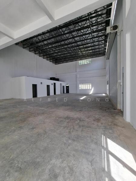 Semi-D Factory for Sale in Serdang (Seri Kembangan) - Alfred Long - PropertyGuru.com.my