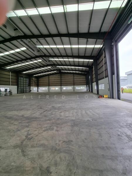 Detached Factory for Sale in Kawasan Perindustrian Bukit Serdang (Seri Kembangan) - Alfred Long - PropertyGuru.com.my