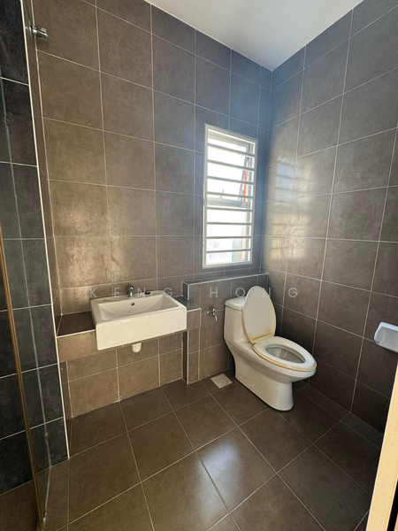 2-storey Terraced House for Sale in Bandar Seri Coalfields (Ijok) - Keng Hong - PropertyGuru.com.my