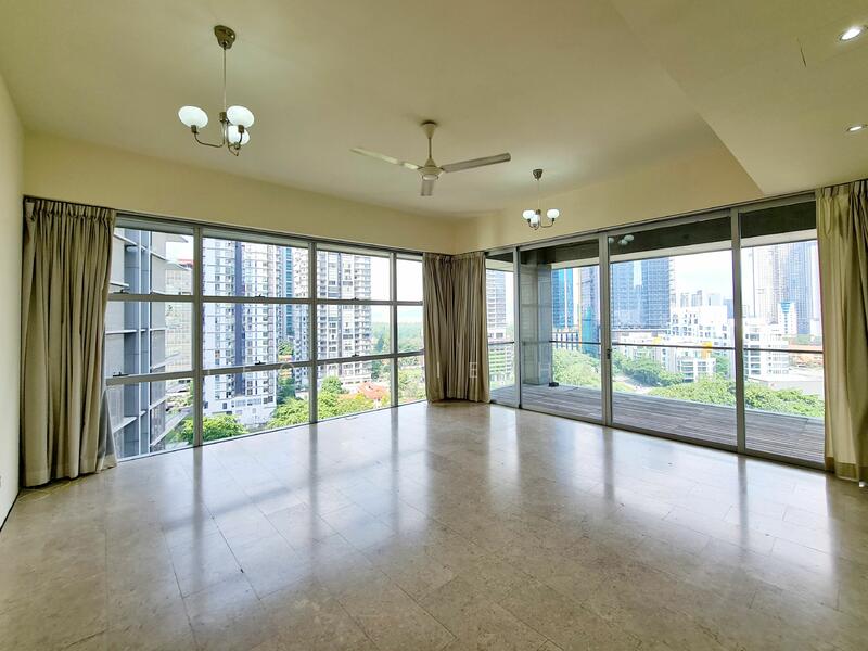 For Sale - Park Seven