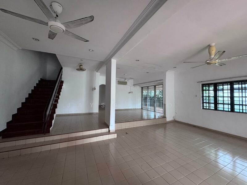 For Rent - Taman Kolam air