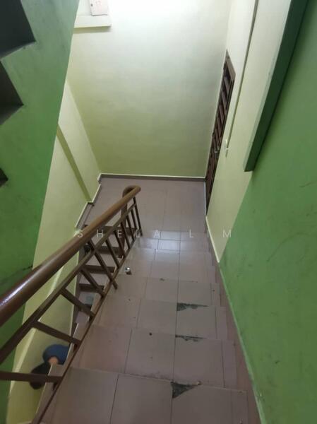 Untuk Dijual - Taman Mawar, Jalan Mawar @ 3 Storey Shoplot
