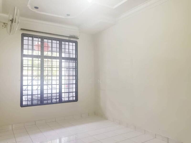 For Sale - Taman Molek, Jalan Molek 3, 81100 Johor Bahru