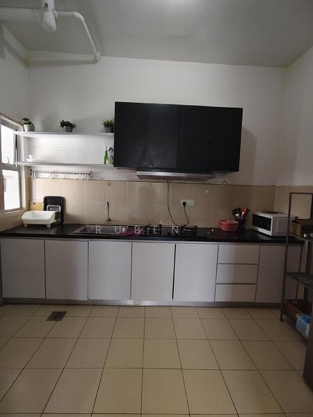 Untuk Disewa - LakeView Residency