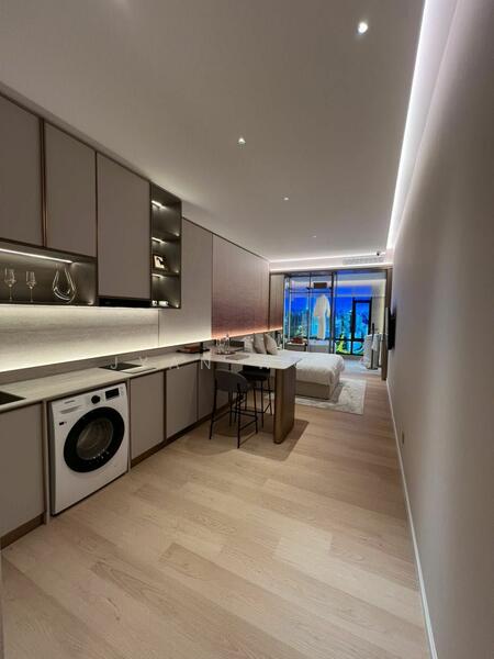 For Sale - Armani Hallson KLCC