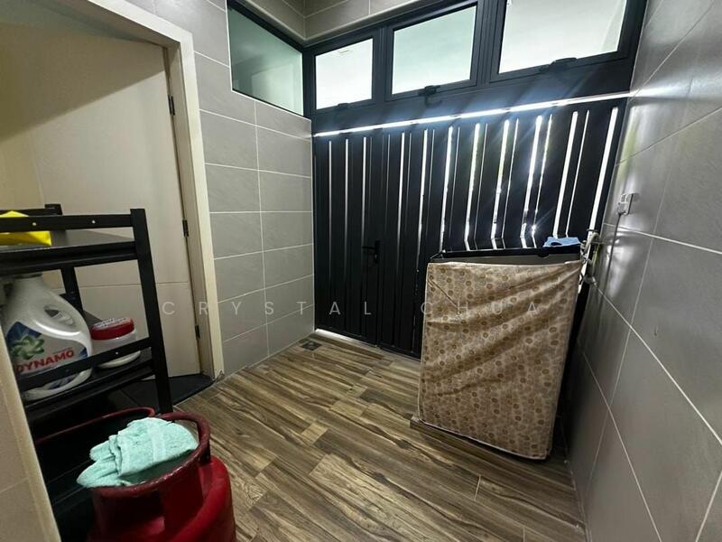 For Rent - 2-storey Terrace House at Casaman