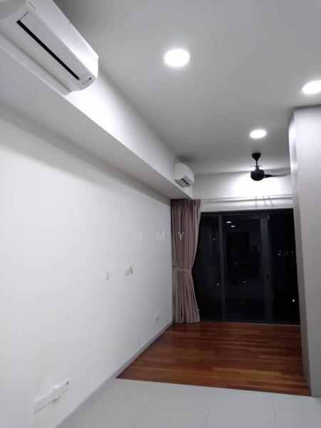 Service Residence for Sale at Seventeen Mall & Residences (Biji Living) - Kimmy . - PropertyGuru.com.my