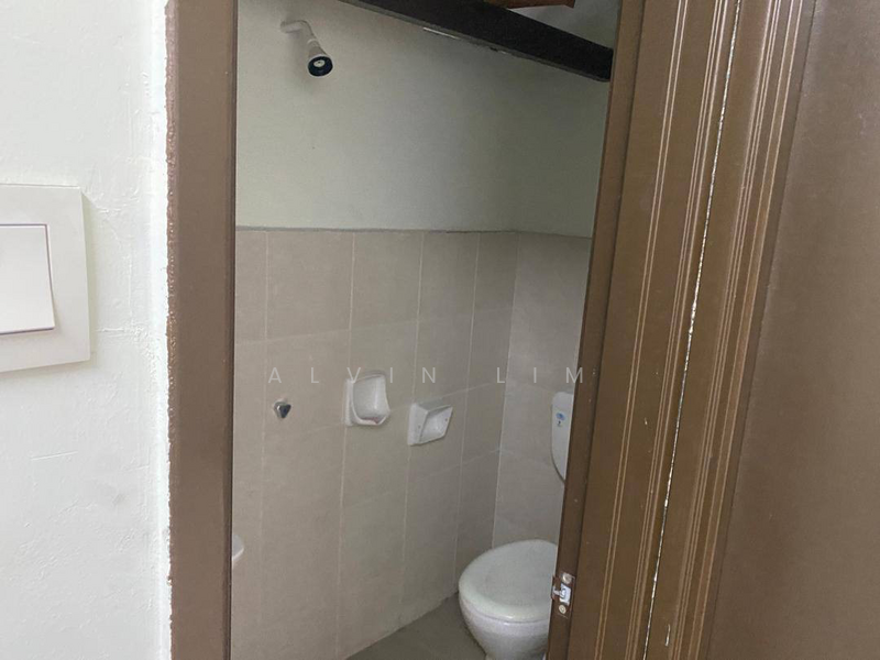 For Rent - Shop / Office at Ehsan Jaya