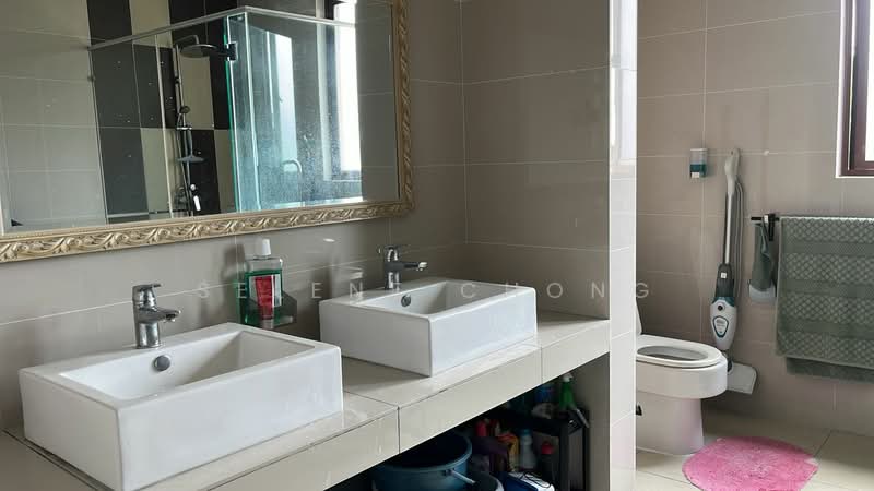 For Sale - Bungalow at Diamond City