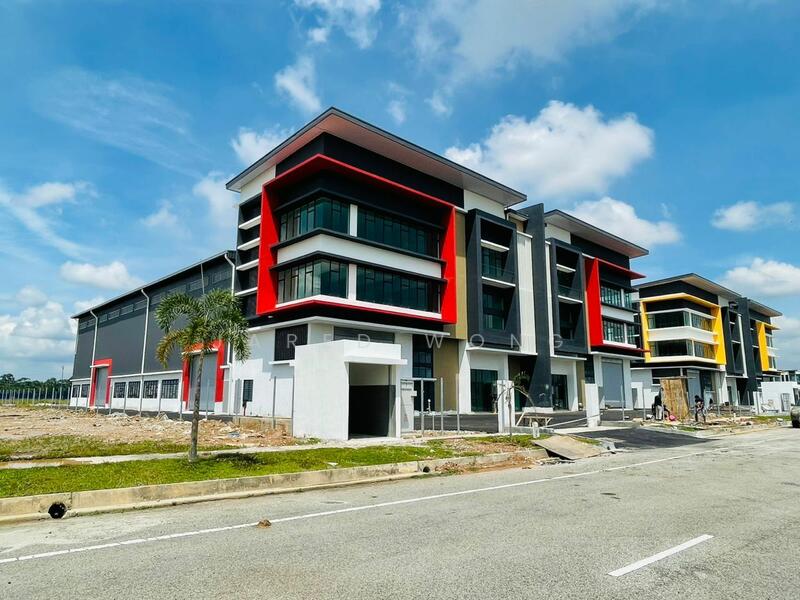 For Sale - RARE CORNER LOT | MAINROAD FRONTAGE | FREEHOLD | PRIME LOCATION | TEMASYA HICOM GLENMARIE