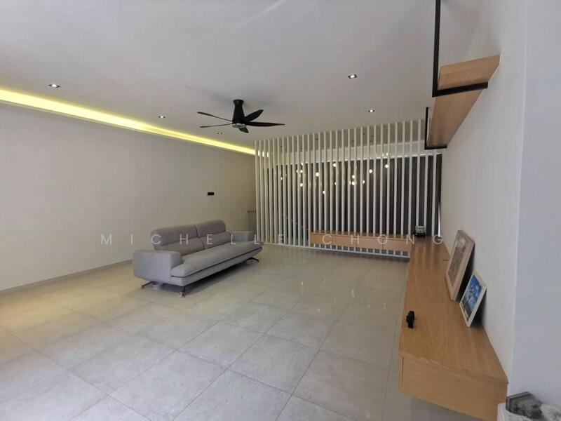 For Sale - Bungalow at Kayangan Heights