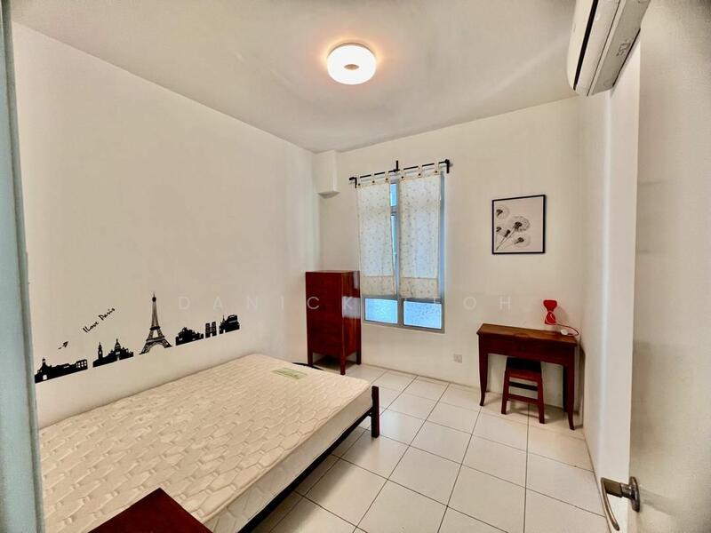 For Sale - 10 Island Resort