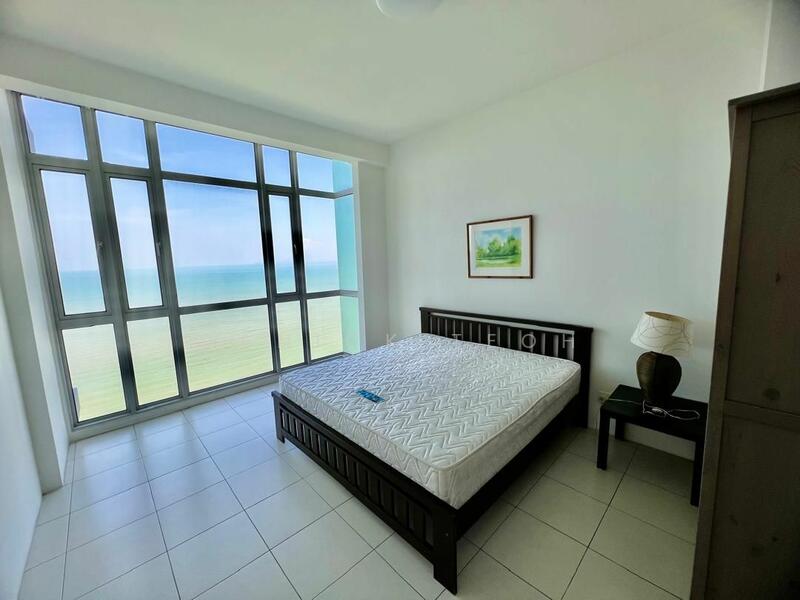 For Sale - 10 Island Resort