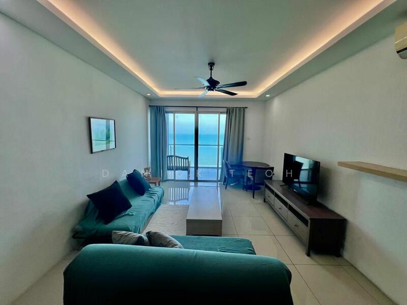 For Sale - 10 Island Resort