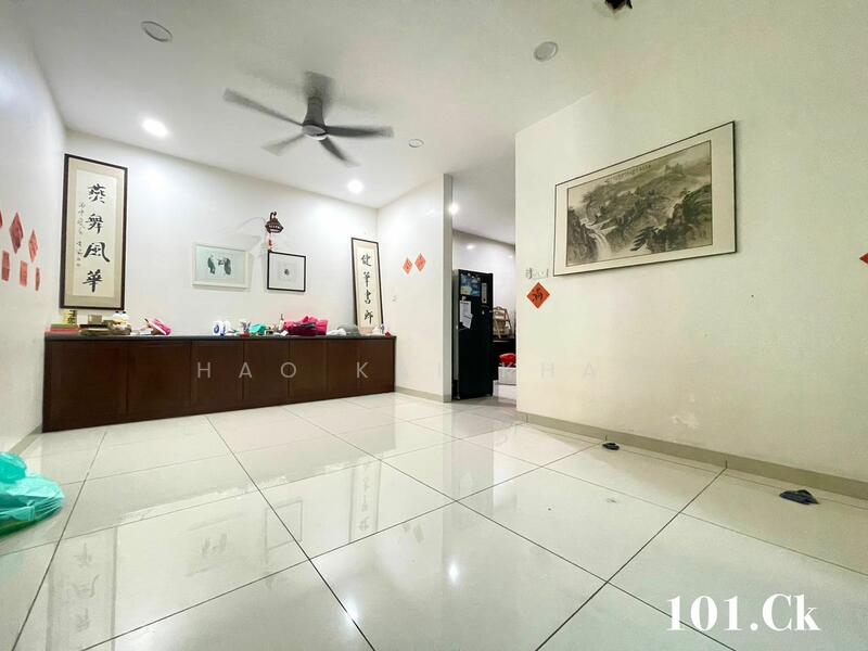 For Sale - Semi-Detached House at Banting