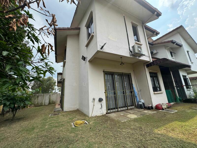 For Sale - Semi-Detached House at Glenmarie Cove