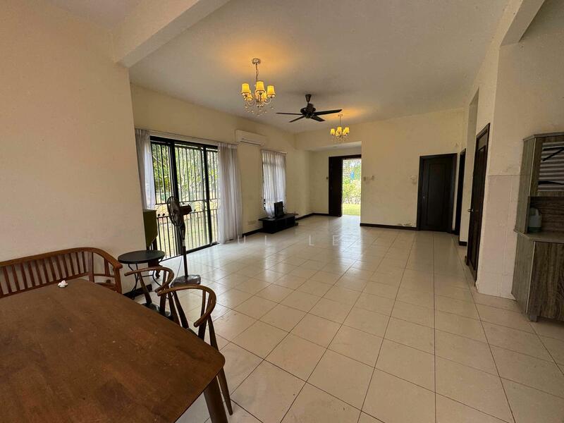 For Sale - Semi-Detached House at Glenmarie Cove